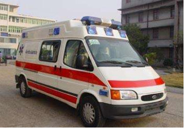盐源县救护车租赁